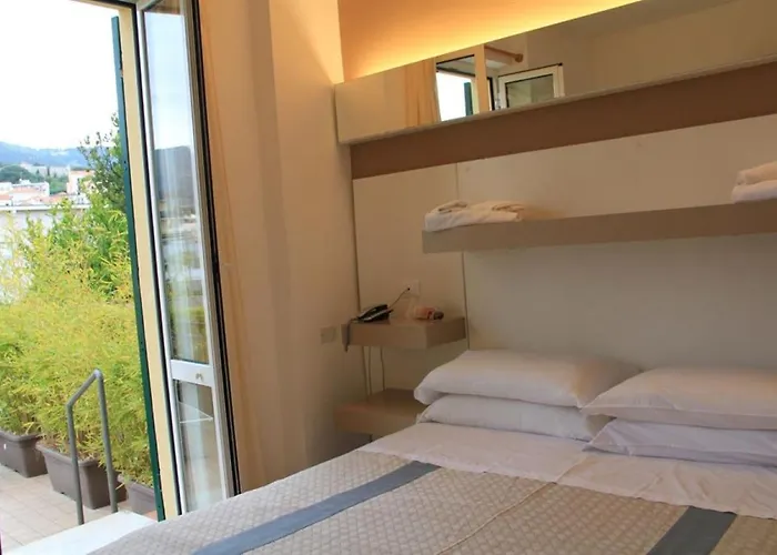 Melograno Hotel 3*