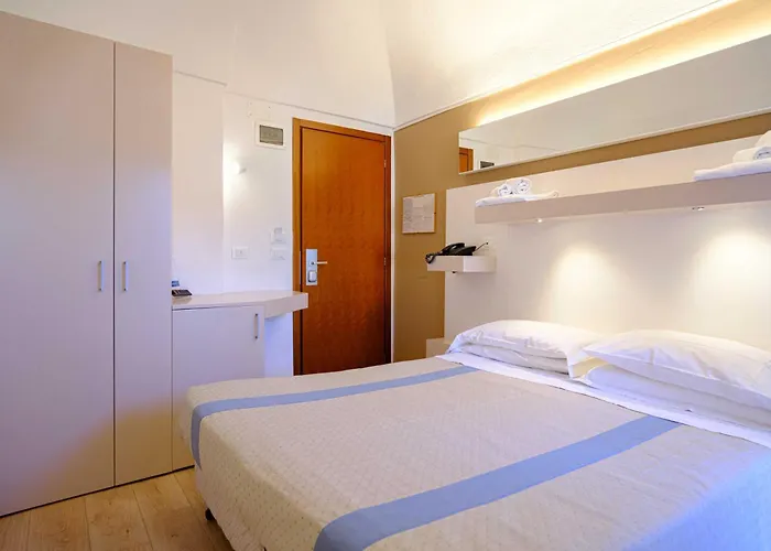 Hotel Melograno 3*
