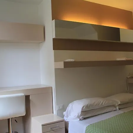 Hotel Melograno 3*