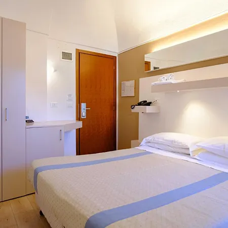 Hotel Melograno 3*