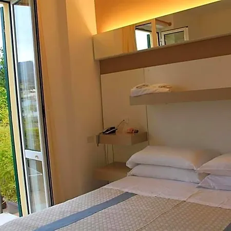 Melograno 3* Spotorno
